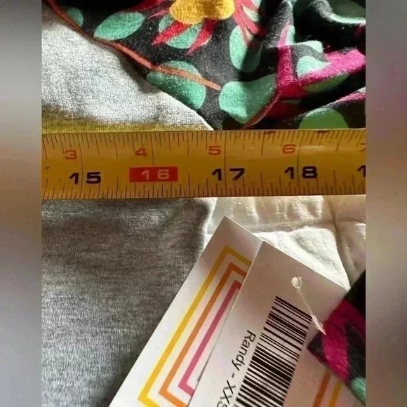 Lularoe XXS Randy Baseball T shirt.Camping screen print. Black 3/4 floral sleeve - Picture 5 of 5